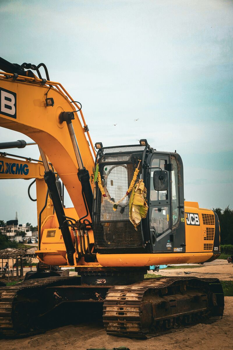 Excavator crew standing by for dispatch